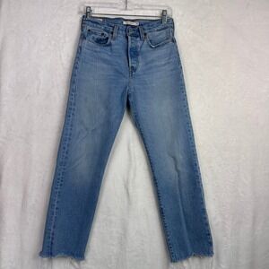 Levi's Premium Wedgie‎ Straight Jeans Light Wash Frayed Hem Womens Size 26